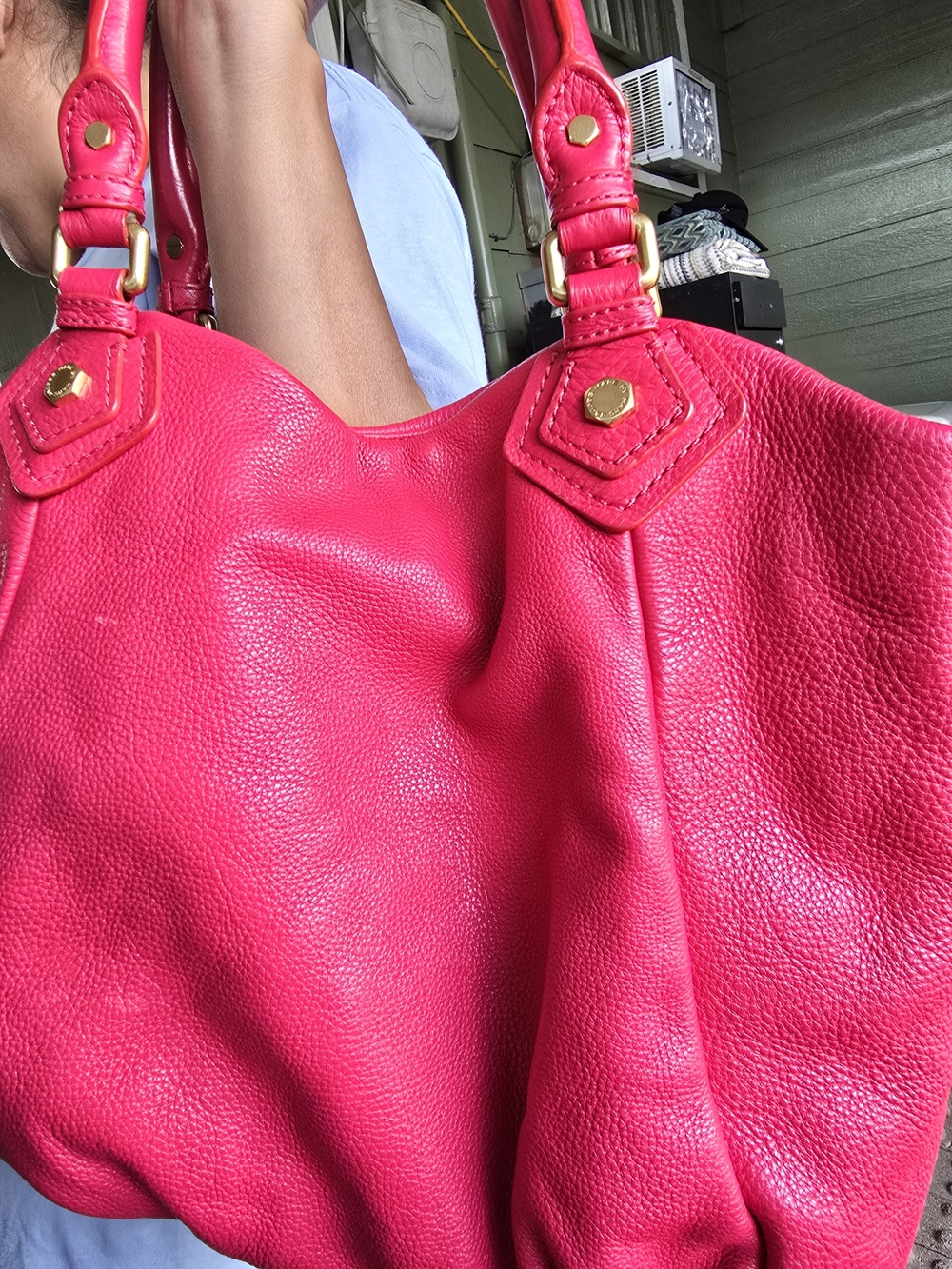 Marc by Marc Jacobs Hot Pink Leather Shoulder Bag - Picture 3 of 3